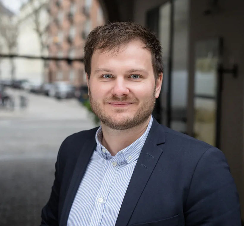 0012 Mikkel Web